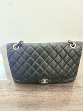 Borsa Chanel classica nera con