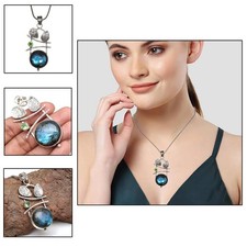 Collana con pietre preziose in