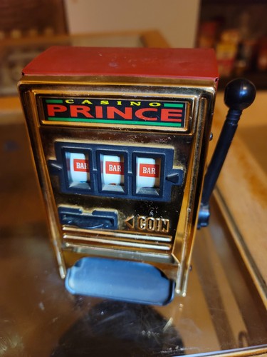 Mini slot machine - coin, bank