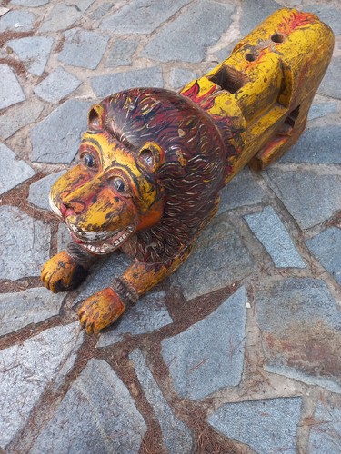 Leone legno policromo - leone,