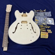 Chitarra elettrica semivuota