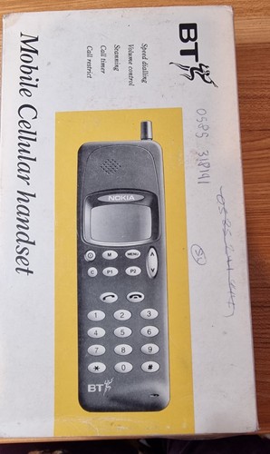 Nokia 100 cellulare vintage