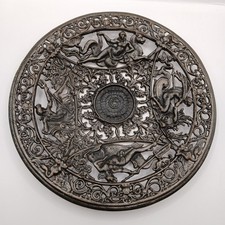 Ciotola mitologica Berlino in ghisa con traforo 1860-1900