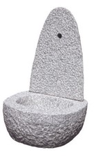 Fontana rustica per giardino