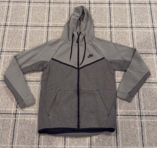 Nike sportswear tech - sportswear,
