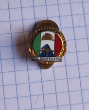  Distintivo in metallo e smalti ex Combattenti Montecatini Johnson