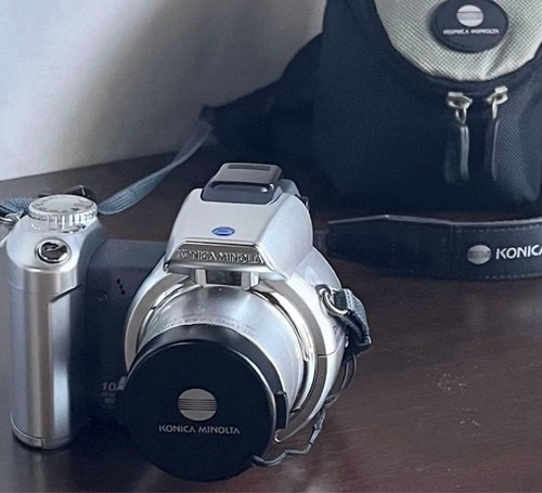 Konica minolta dimage 5mp - konica,
