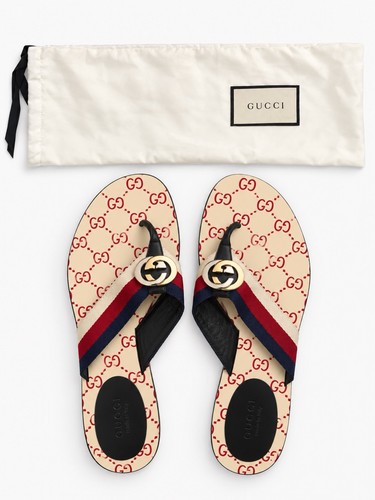 Gucci web logo - gucci,