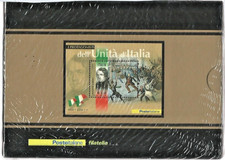 ITALIA  2011  FRANCOBOLLO SU