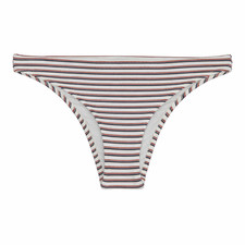 Slip bikini Oysho Braga Media