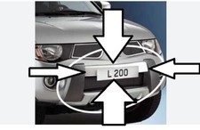 MZ313616 BULL BAR CENTRALE CROMATO  per MITSUBISHI L 200 KB4 TRITON 2.5