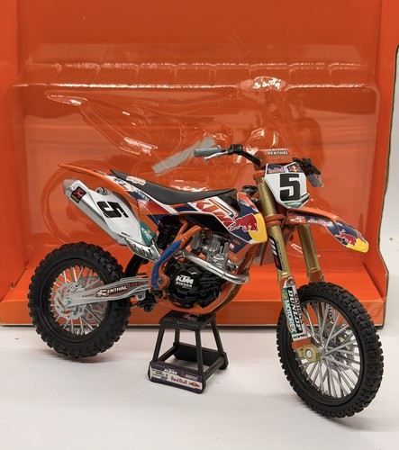 New ray pressofuso red - new-ray, 1:10