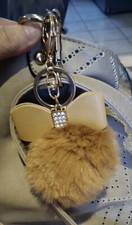 Porte clés boule fourrure - porte,