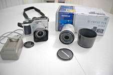 Olympus PEN E-PL2 fotocamera digitale mirrorless doppio zoom kit 14-42 e 40-150