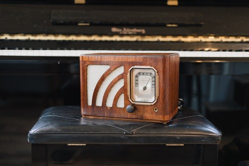 Radio valvole trasformata - radio,