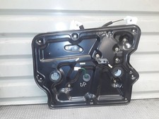 Alzavetro elettrico porta