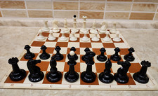 Vintage Carbolite chess set
