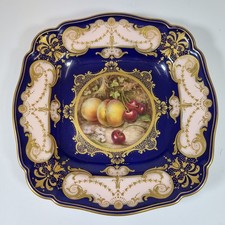 Antico piatto da dessert Royal