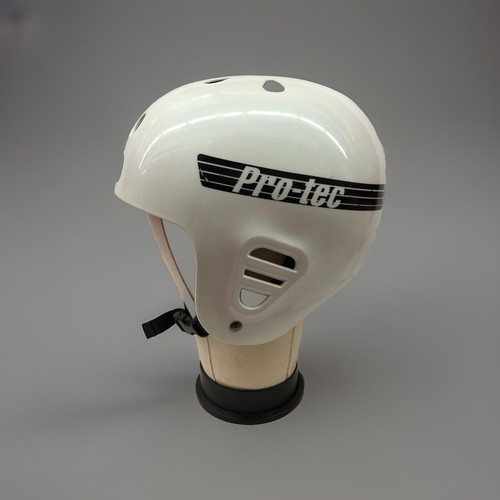 Casco pro tec - full, cut