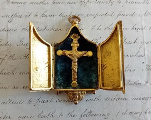 Antique 46x24mm gilt - antique, metal