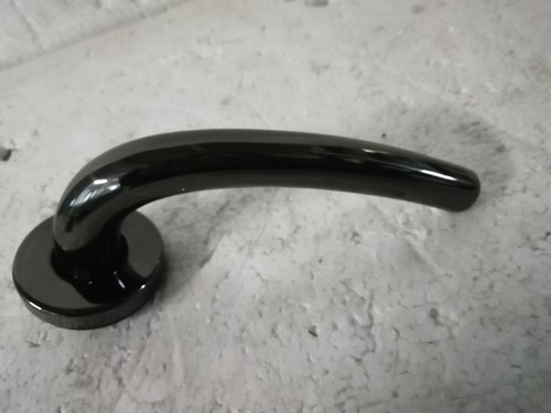 Maniglia per porte - di, alta