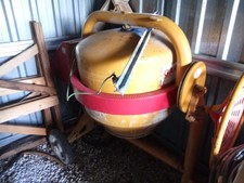 betoniera elettrica  EDIL AME EVO 250 usata poco