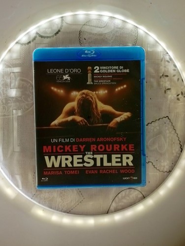 The wrestler mickey rourke blu - mickey,