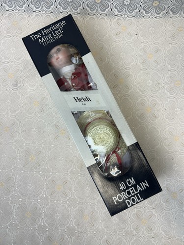 The heritage doll heide - doll,