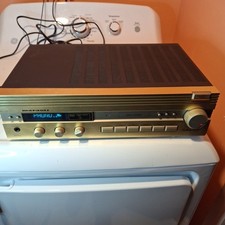 Amplificatore integrato stereo Marantz IA-2232 piccolo rotto sulla base
