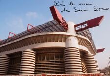 FOTO D' AUTORE- VITO PANICO-MILANO-FANO- GIU' LE MANI DA SAN SIRO