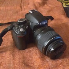 Vendo NIKON D3100 Usata Pochissimo con Obiettivo E Borsa Nikon Originale