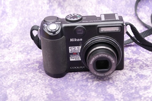 Nikon coolpix p5100 - ,