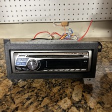 ALPINE CDE-9843 Lettore CD Staccabile Face In Dash Autoradio Ricevitore MP3