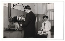 2 fotografie Berlino, torrefazione caffè Bari, tostature e gradi di macinazione vengono ottenuti 