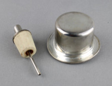 Tappo a forma di CAPPELLO in Silver plated per drink dispencer bottiglie sughero