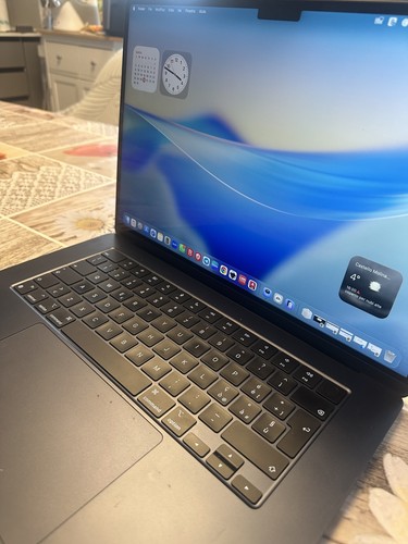 Mac book apple 3 - m2-, +