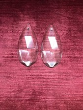Two hand made - two,