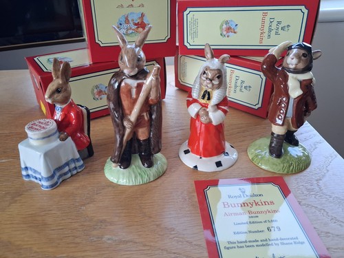 Royal doulton bunnykins - 4,