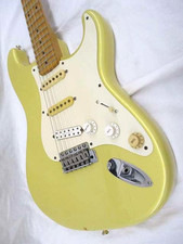 Chitarra Fender Japan Yngwie