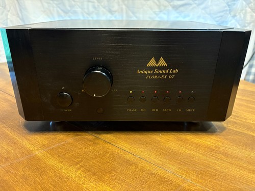 Antico preamplificatore
