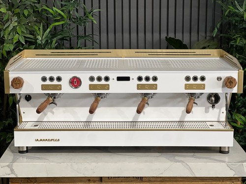 Marzocco linea 4 - pb,