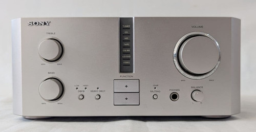 Amplificatore stereo integrato