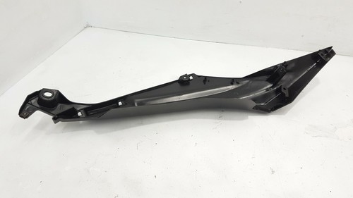 B74 f172f pannello spoiler - b74-f172f-00,