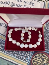 Collana di perle eleganti