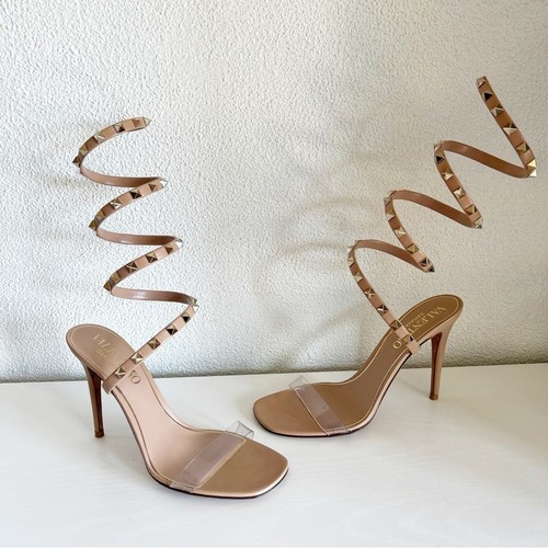 Valentino garavani rockstud - valentino,