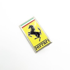 Emblema coperchio anteriore