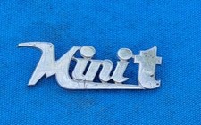 INNOCENTI MINI T LOGO SIGLA EMBLEMA FREGIO STEMMA SCRITTA TARGHETTA BADGE
