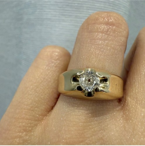 Solitario diamante naturale