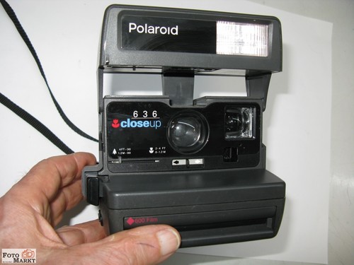 Polaroid 636 close macchina - up,