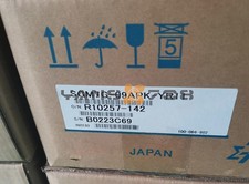 1PZ NUOVO SERVOMOTORE YASKAWA
